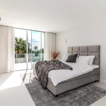 The Iconic Torremora By Better Bookings
