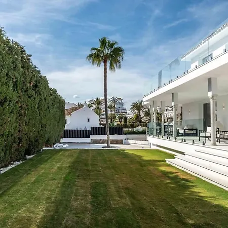 The Iconic Torremora By Better Bookings Holiday home