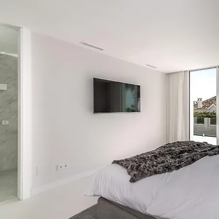 The Iconic Torremora By Better Bookings
