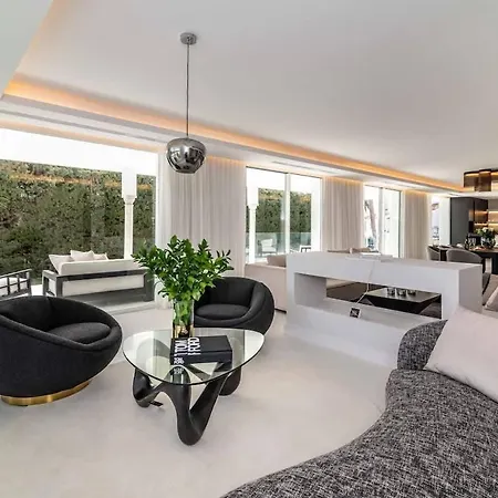 The Iconic Torremora By Better Bookings Holiday home