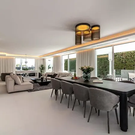 The Iconic Torremora By Better Bookings *